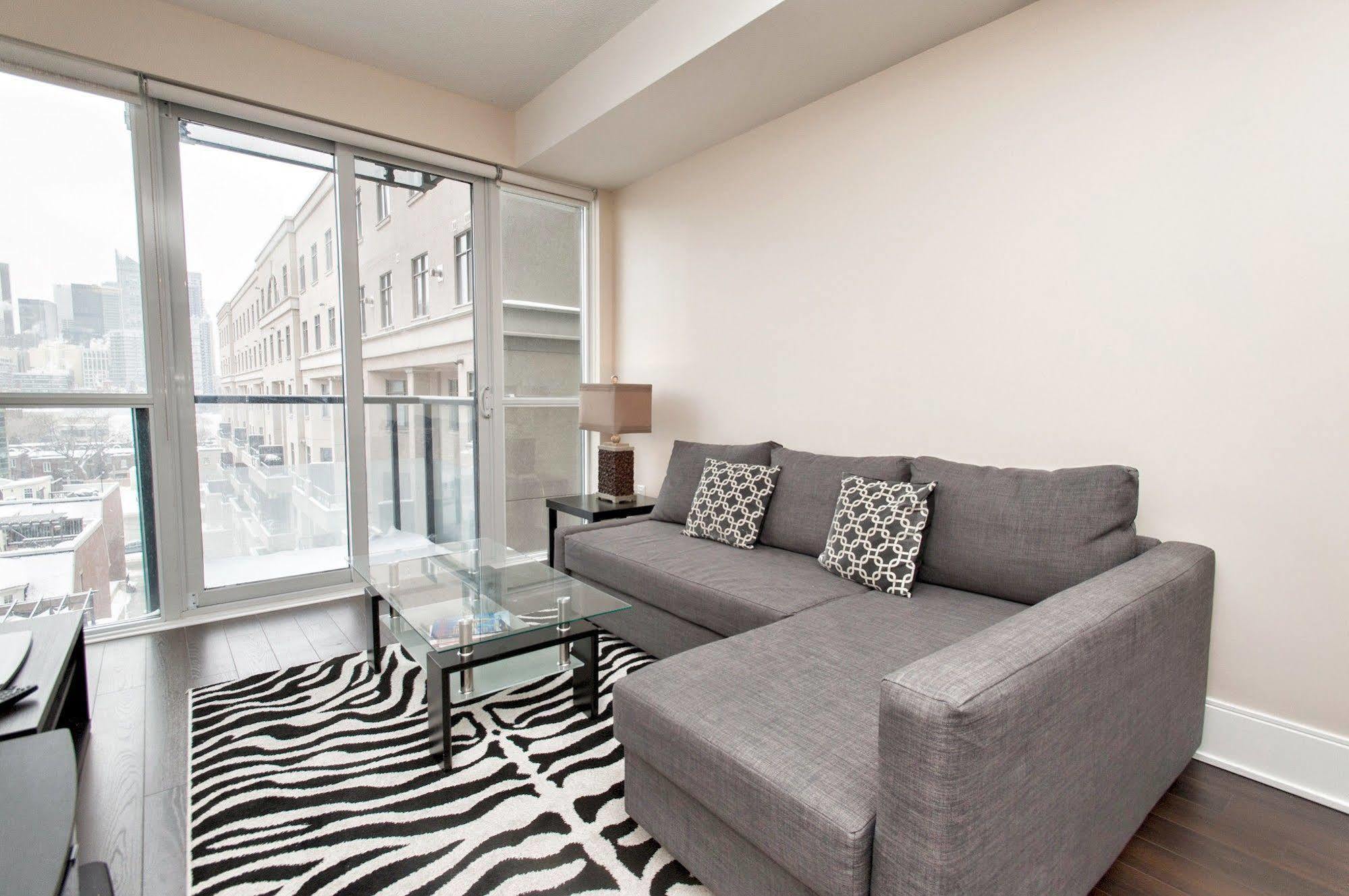 Life Suites Luxury Downtown Condos Toronto Exteriér fotografie