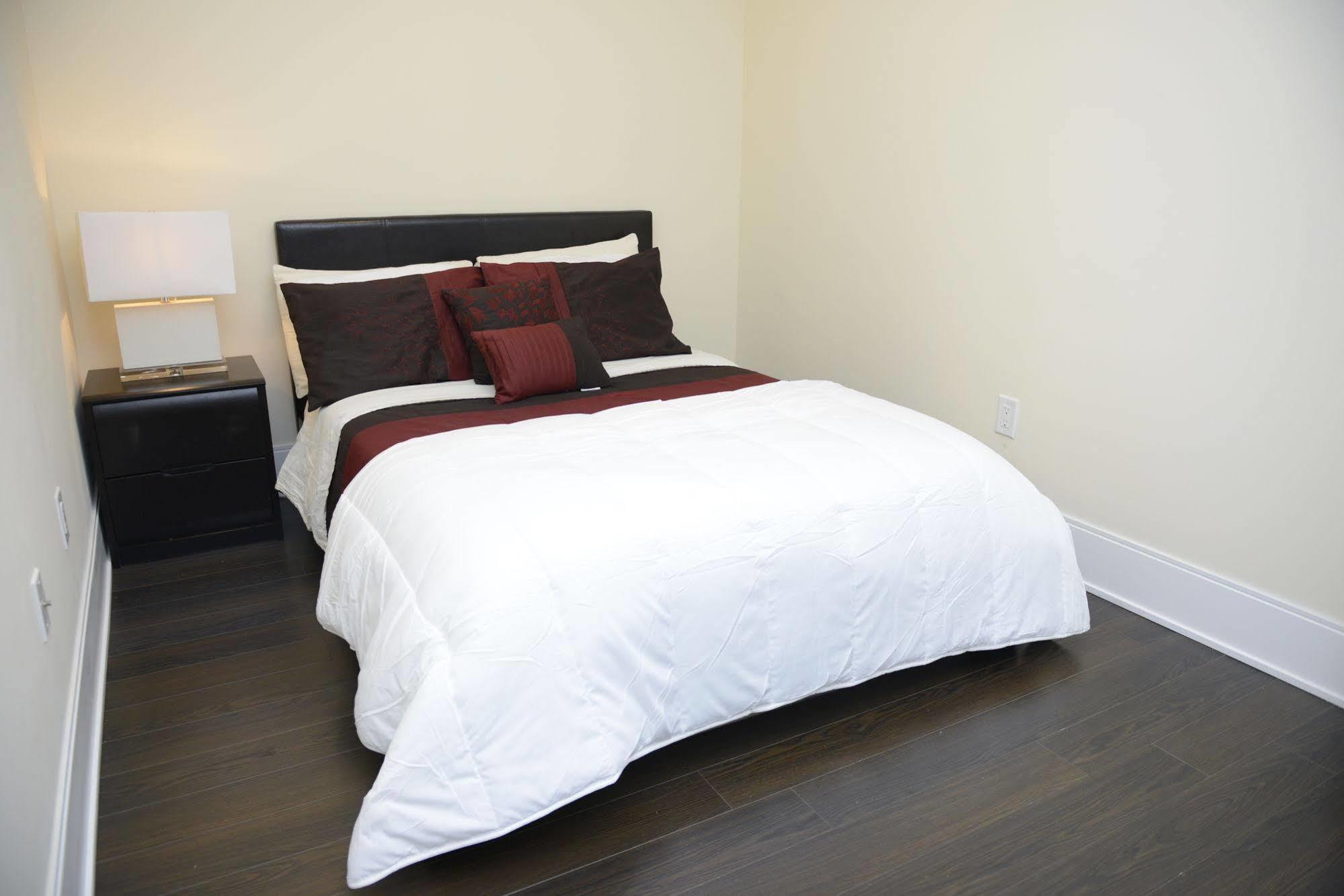 Life Suites Luxury Downtown Condos Toronto Exteriér fotografie