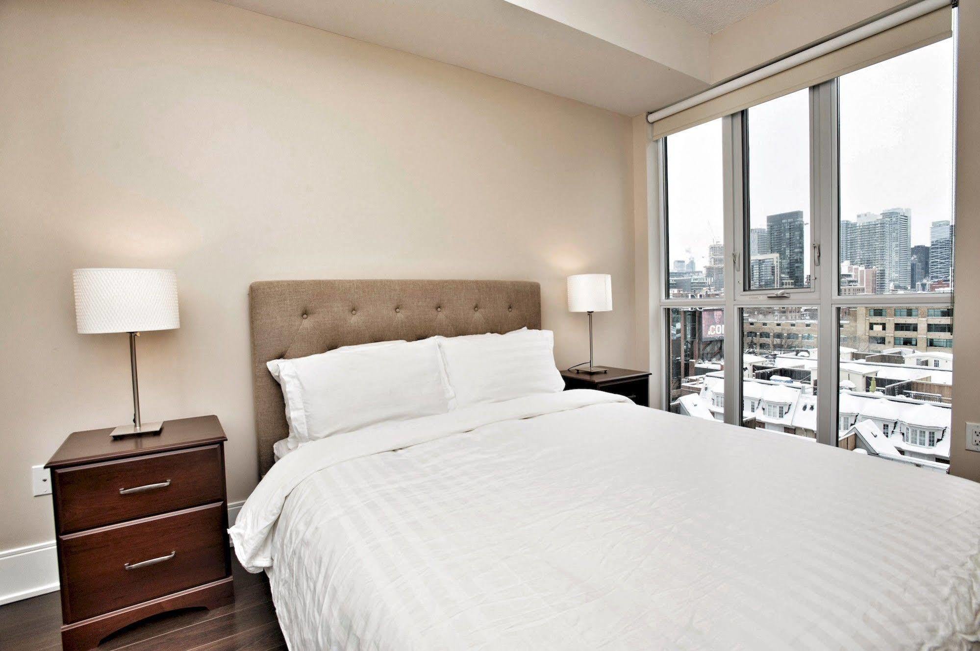 Life Suites Luxury Downtown Condos Toronto Exteriér fotografie