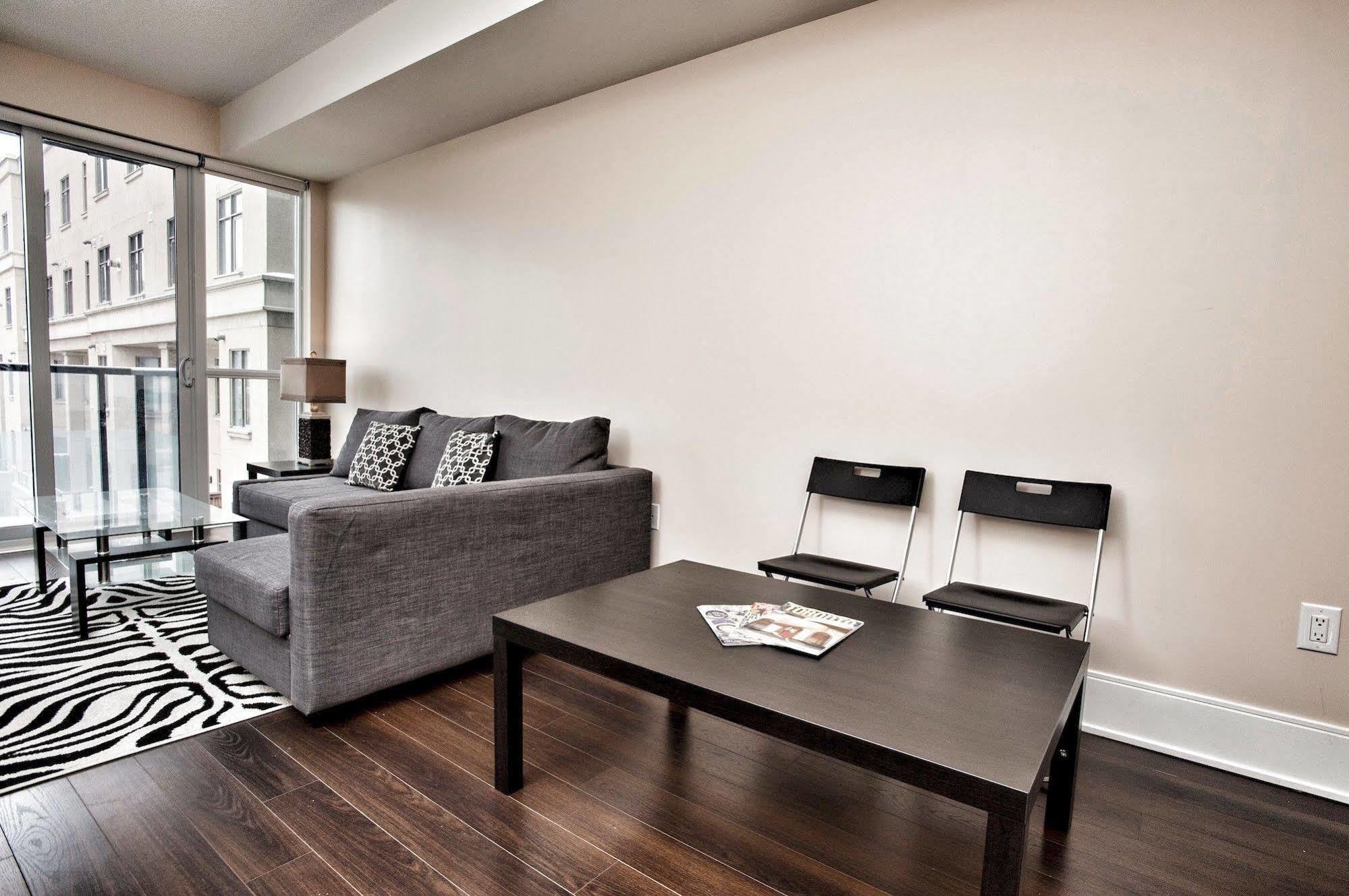 Life Suites Luxury Downtown Condos Toronto Exteriér fotografie